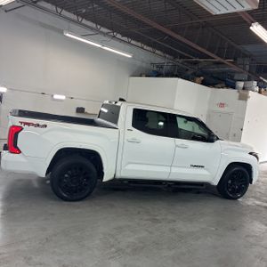 صورة 10 لـ 2023 Toyota TUNDRA SR5