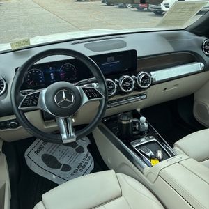 2025 Mercedes-BENZ GLB 缩略图 37