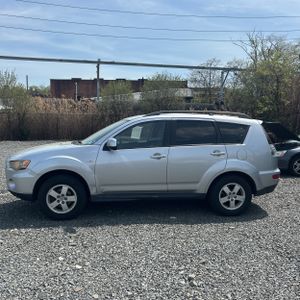 MITSUBISHI OUTLANDER ES - 3