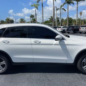 صورة مصغرة 11 لـ 2017 Mercedes-BENZ GLC