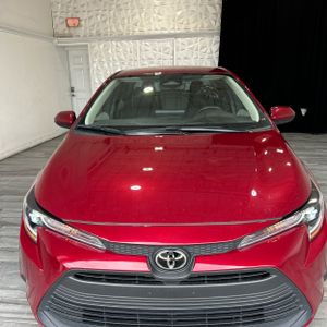 صورة 13 لـ 2025 Toyota COROLLA LE