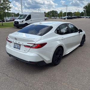 2025 Toyota CAMRY SE photo 8