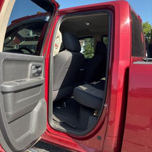 2011 RAM RAM 1500 ST — миниатюра 34