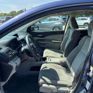 2014 Honda CR-V LX photo 32