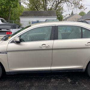FORD TAURUS SEL - 4