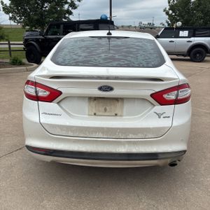 FORD FUSION SE - 7