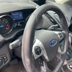 صورة مصغرة 63 لـ 2015 FORD ESCAPE SE