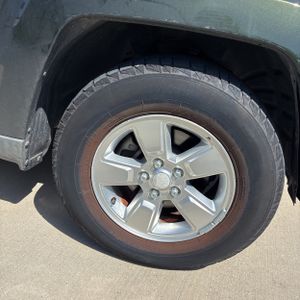 2011 JEEP LIBERTY SPORT — миниатюра 18