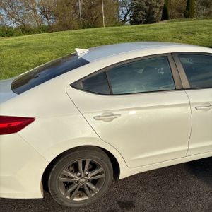 HYUNDAI ELANTRA SEL - 9