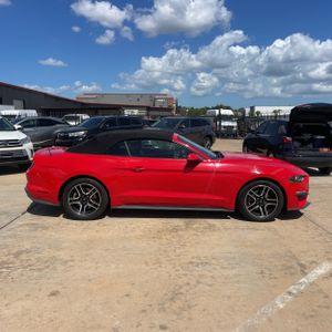 صورة 10 لـ 2018 FORD MUSTANG ECOBOOST PREMIUM