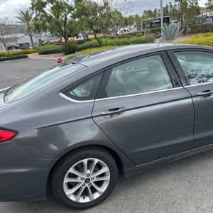 FORD FUSION SE - 9