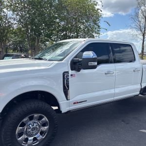 FORD F-350 SUPER DUTY LARIAT - 2