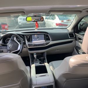 2015 Toyota HIGHLANDER XLE thumbnail 39