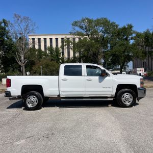 صورة 10 لـ 2016 Chevrolet SILVERADO 2500HD LT