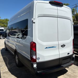 FORD E-TRANSIT 350 - 3