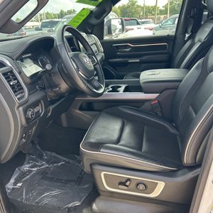 صورة مصغرة 32 لـ 2023 RAM 1500 LARAMIE