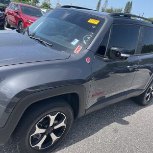 صورة 2 لـ 2022 JEEP RENEGADE TRAILHAWK
