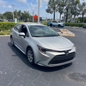 2024 Toyota COROLLA LE 缩略图 12