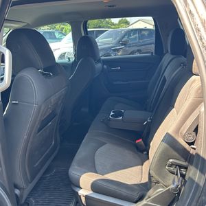 2017 Chevrolet TRAVERSE LT — миниатюра 34