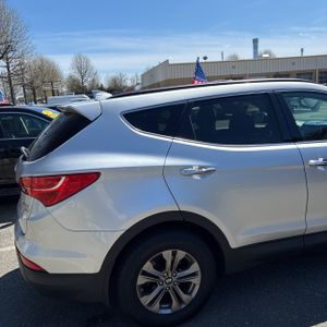 HYUNDAI SANTA FE SPORT 2.4L - 7