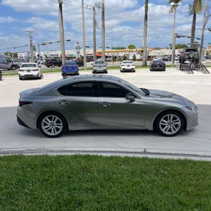 LEXUS IS 300 BASE - 10