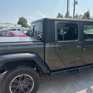2023 JEEP GLADIATOR OVERLAND — фото 9