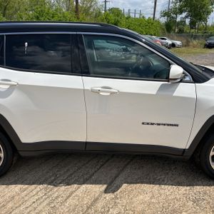 JEEP COMPASS LIMITED - 9