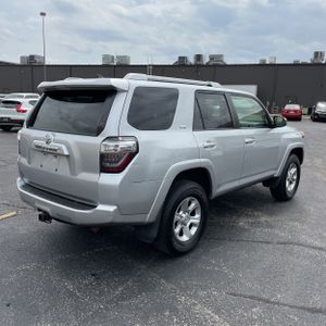 TOYOTA 4RUNNER - 8