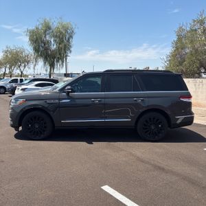 صورة 3 لـ 2022 Lincoln NAVIGATOR BLACK LABEL