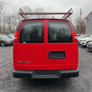 CHEVROLET EXPRESS 2500 - 7