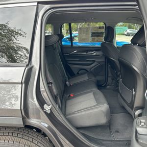 2023 JEEP GRAND CHEROKEE LAREDO — миниатюра 35