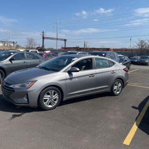 HYUNDAI ELANTRA VALUE EDITION - 3