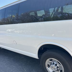 CHEVROLET EXPRESS LS 3500 - 6