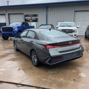 HYUNDAI ELANTRA SEL - 4