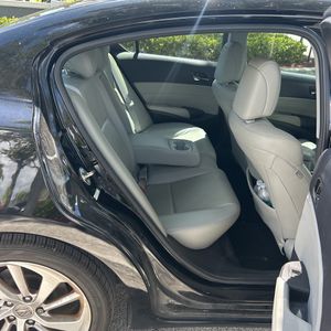 صورة مصغرة 34 لـ 2017 Acura ILX BASE