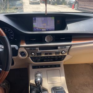 صورة مصغرة 38 لـ 2014 Lexus ES 300H BASE