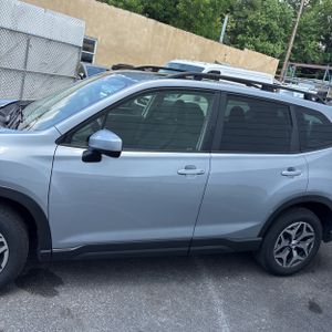 2023 Subaru FORESTER PREMIUM — фото 3