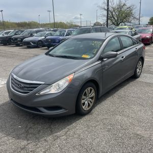 HYUNDAI SONATA GLS - 1