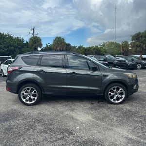 2017 FORD ESCAPE SE 照片 10