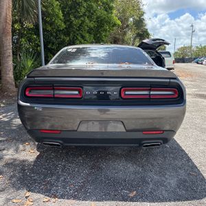 DODGE CHALLENGER GT - 7