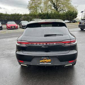 PORSCHE MACAN BASE - 7