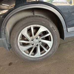 2015 Nissan ROGUE SL 照片 19
