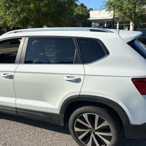 VOLKSWAGEN TAOS SE - 6