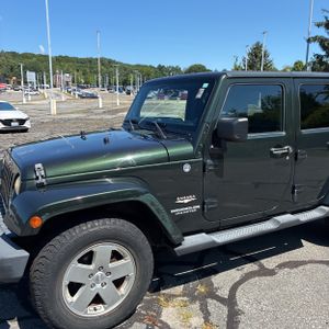 صورة 2 لـ 2011 JEEP WRANGLER UNLIMITED SAHARA