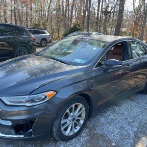 FORD FUSION ENERGI TITANIUM - 2