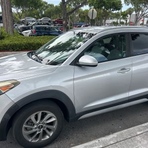صورة 2 لـ 2018 Hyundai TUCSON SEL