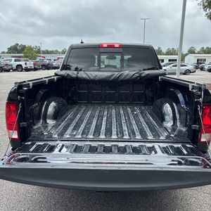 2023 RAM 1500 CLASSIC SLT — миниатюра 41