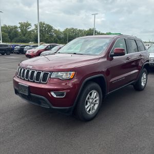 2020 JEEP GRAND CHEROKEE LAREDO E — фото 1