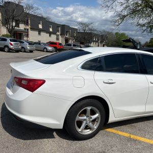 CHEVROLET MALIBU LS - 9