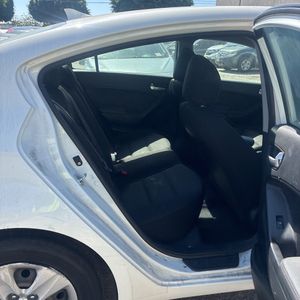 صورة مصغرة 34 لـ 2017 KIA FORTE LX